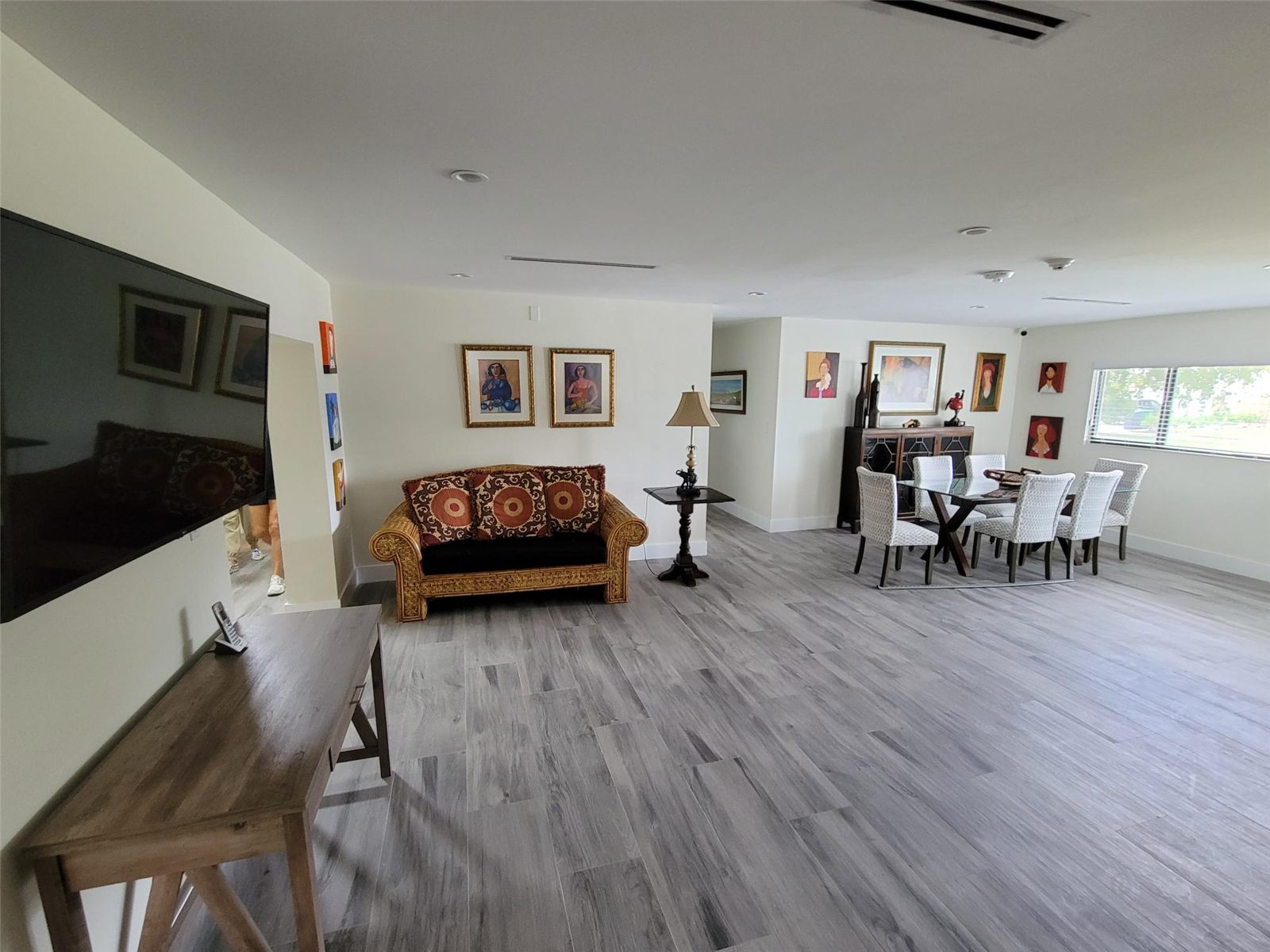 Open living and dining area at Mary's House ALF in Cutler Bay